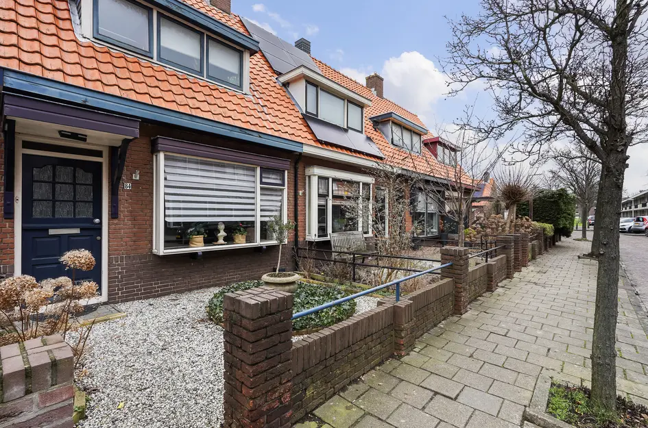 van de Kasteelestraat 84