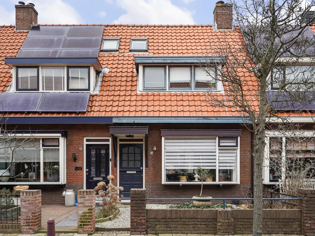 van de Kasteelestraat 84, 'S-GRAVENZANDE