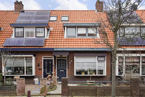 van de Kasteelestraat 84