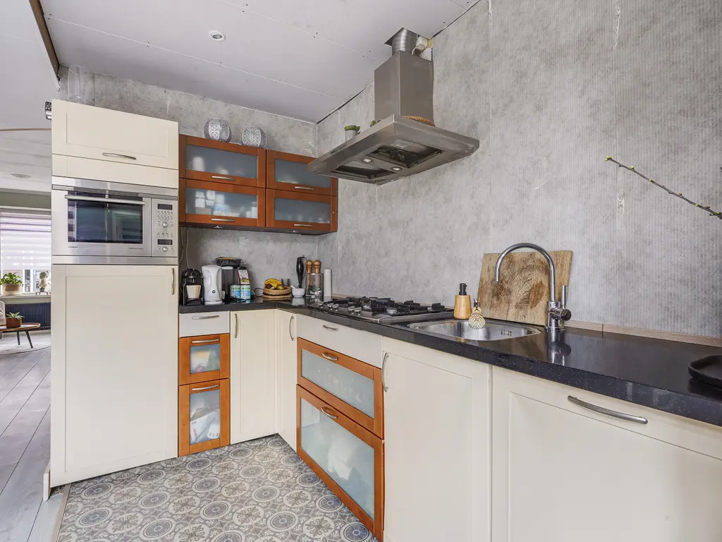 van de Kasteelestraat 84, 'S-GRAVENZANDE