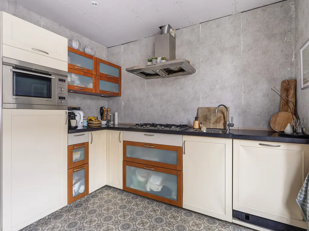 van de Kasteelestraat 84, 'S-GRAVENZANDE