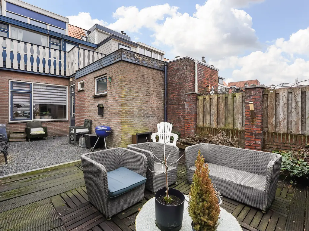 van de Kasteelestraat 84, 'S-GRAVENZANDE