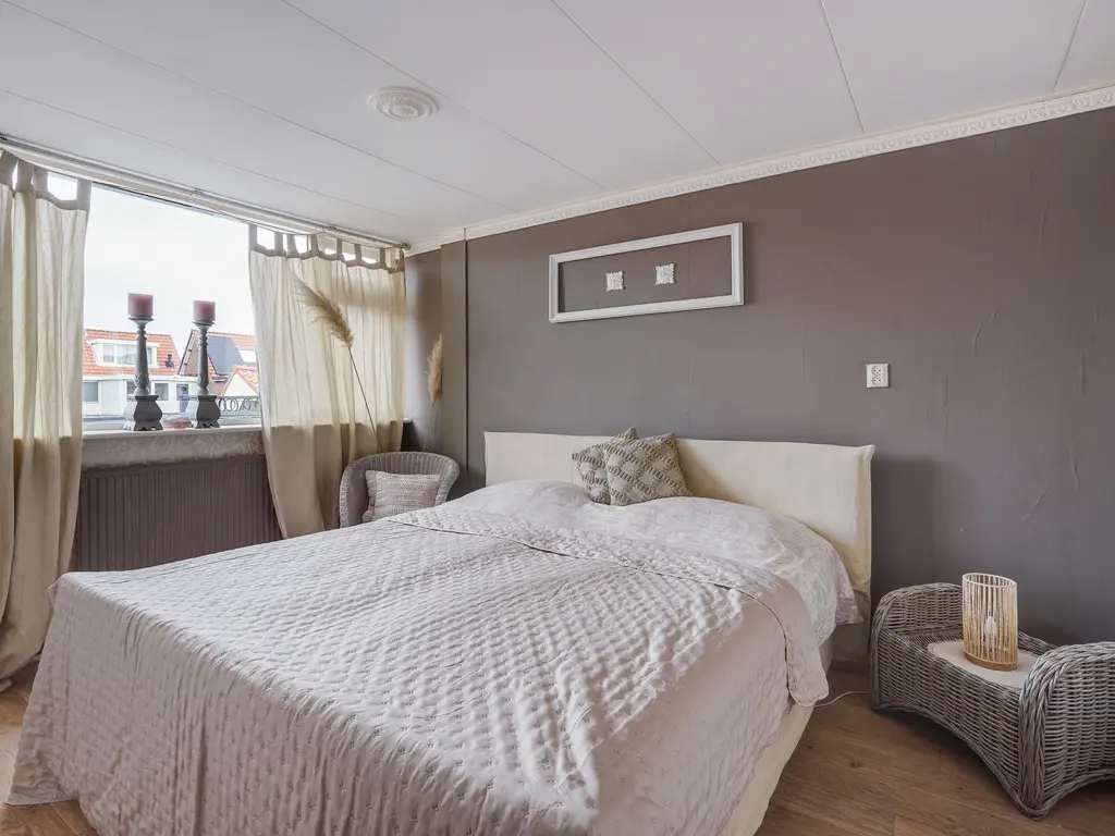 van de Kasteelestraat 84, 'S-GRAVENZANDE