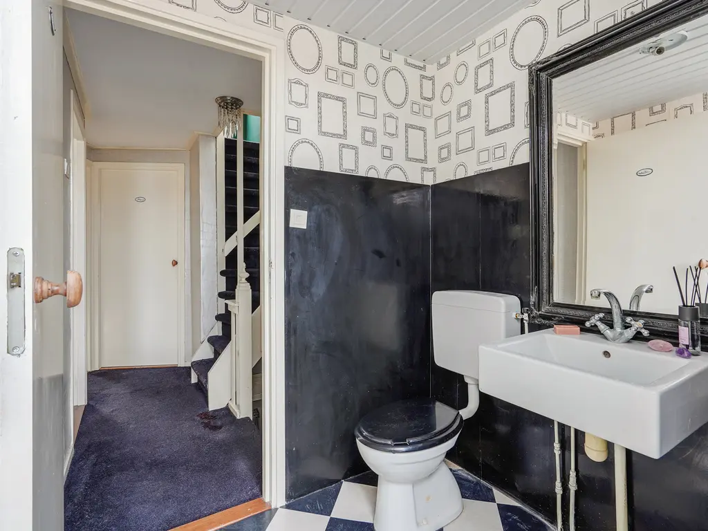 van de Kasteelestraat 84, 'S-GRAVENZANDE