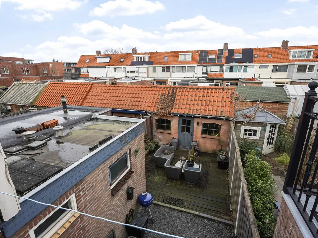 van de Kasteelestraat 84, 'S-GRAVENZANDE