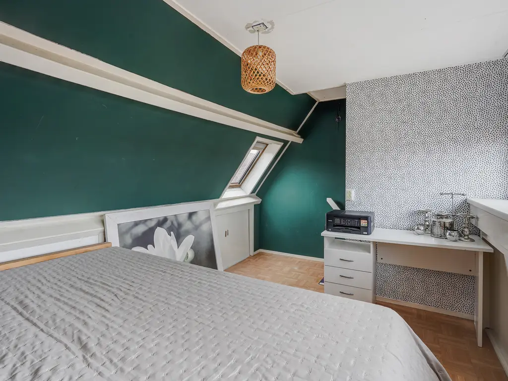 van de Kasteelestraat 84, 'S-GRAVENZANDE