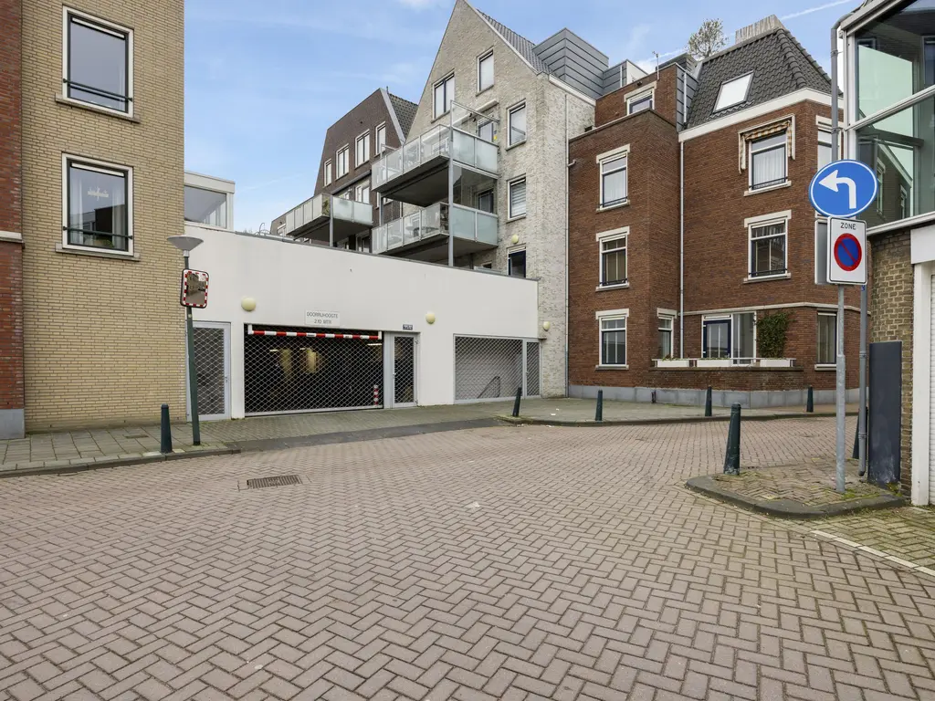 Haven 36B, MAASSLUIS