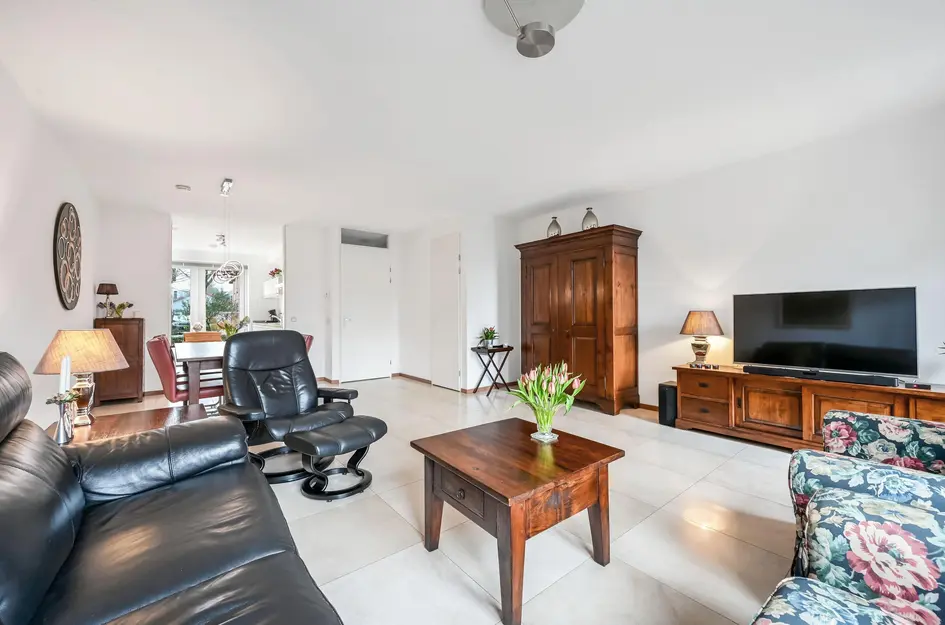 Job van der Zeelaan 43