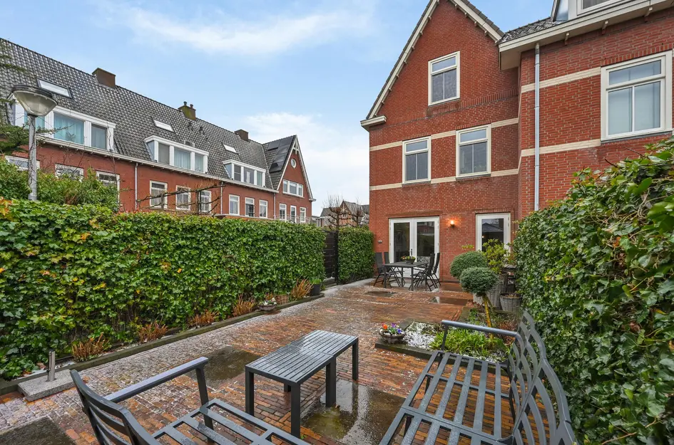 Job van der Zeelaan 43