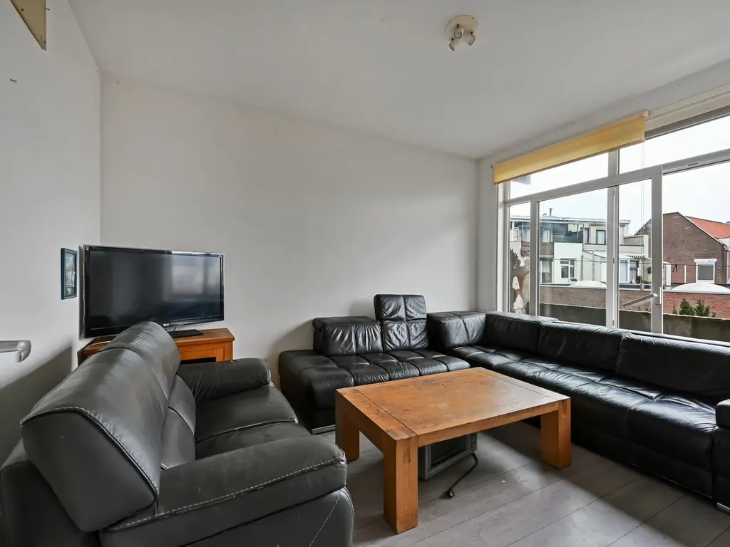 Willemskade 213 1, SCHIEDAM