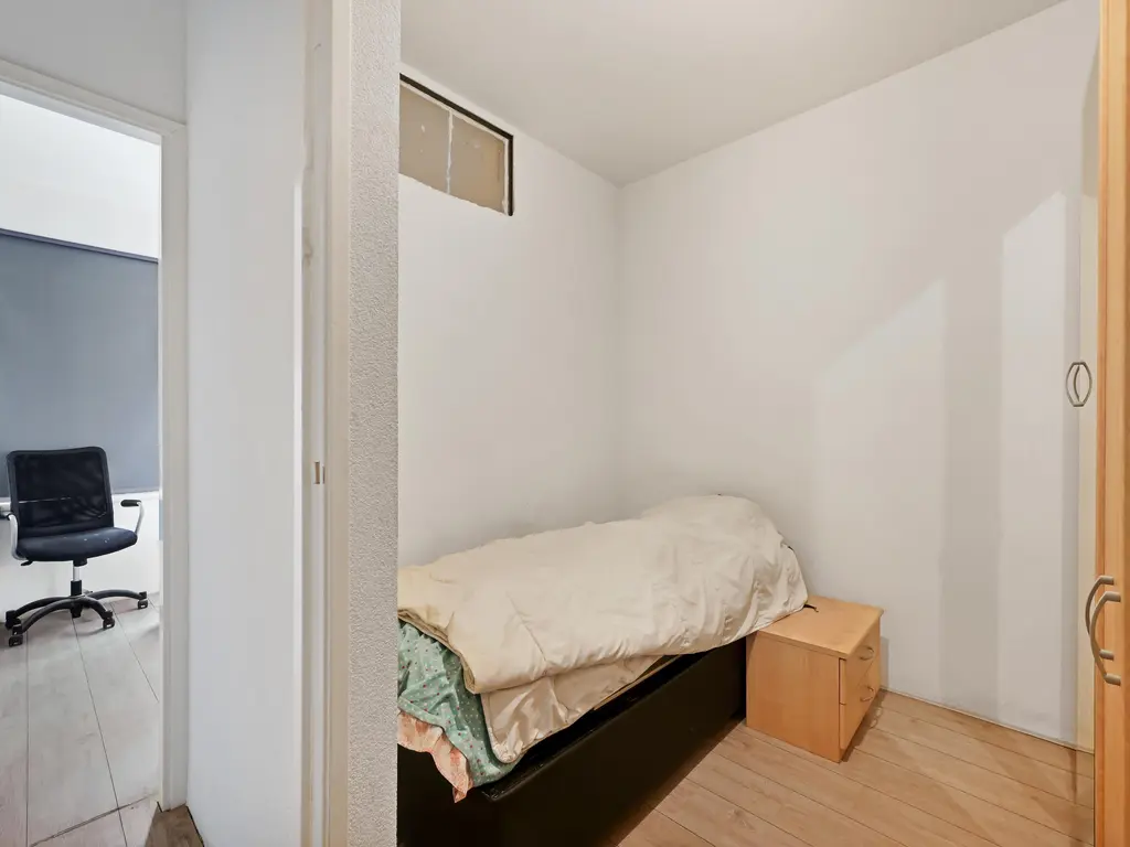 Willemskade 213 1, SCHIEDAM