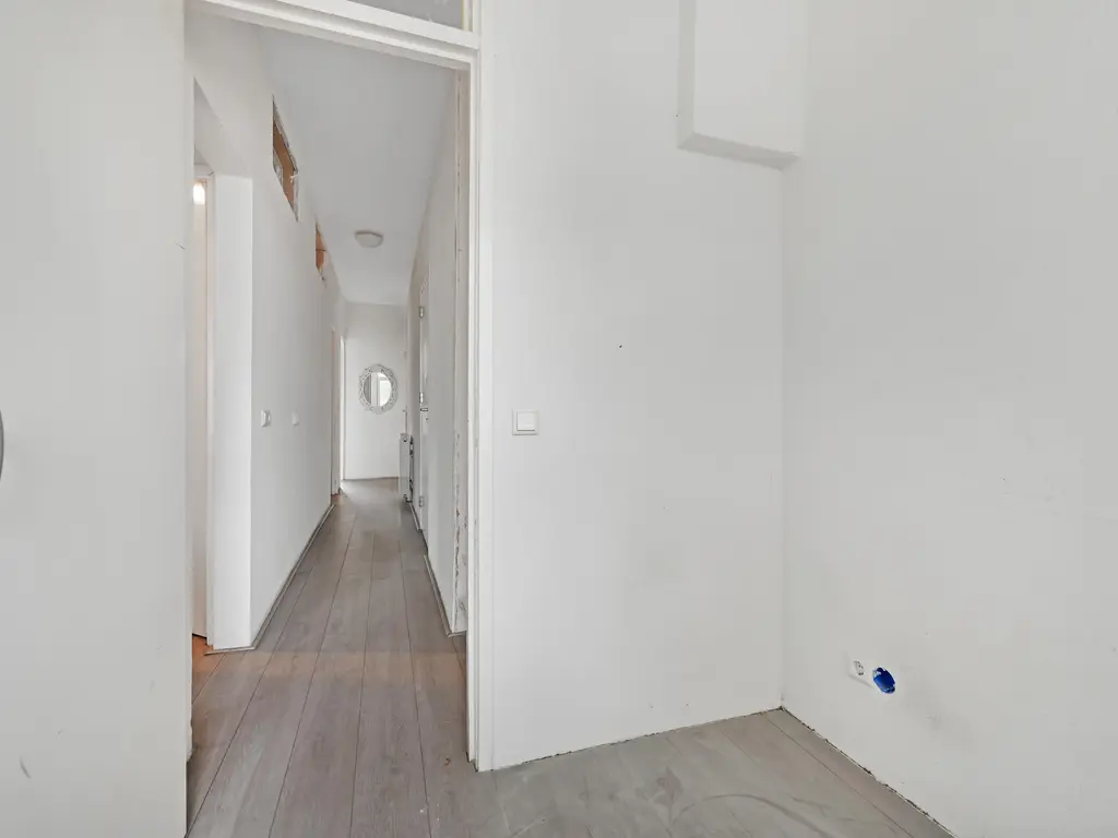 Willemskade 213 1, SCHIEDAM