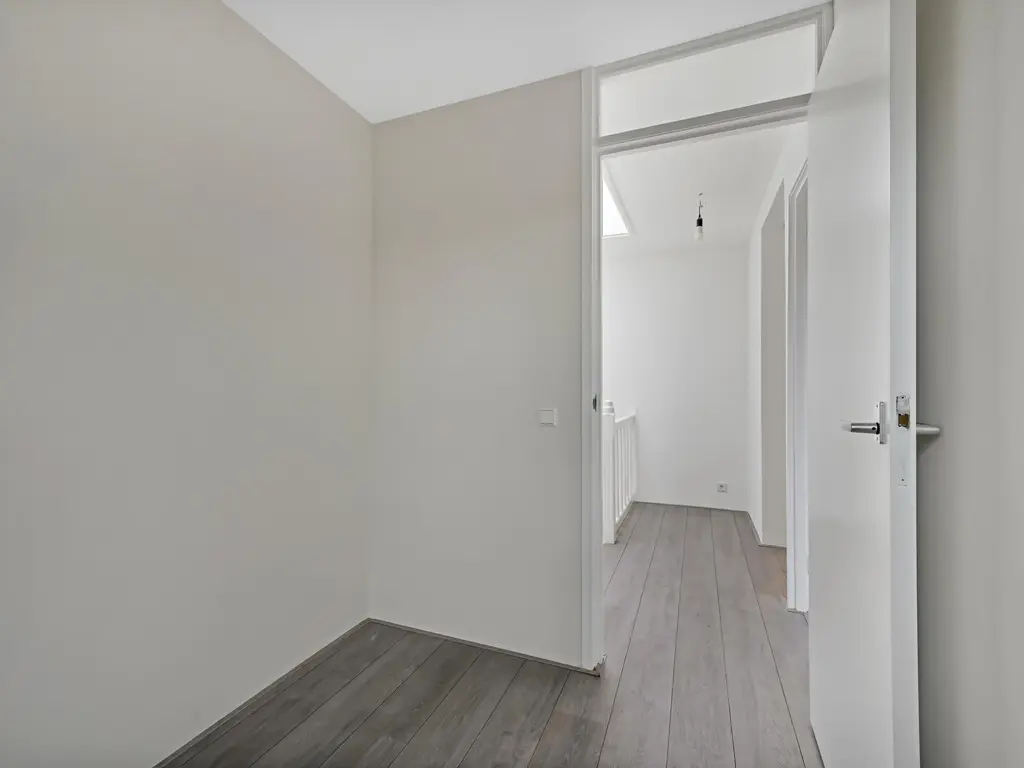 Willemskade 213 1, SCHIEDAM