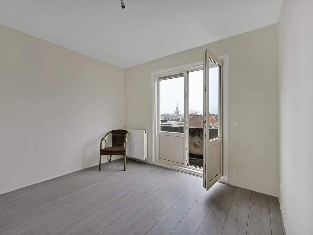 Willemskade 213 1, SCHIEDAM