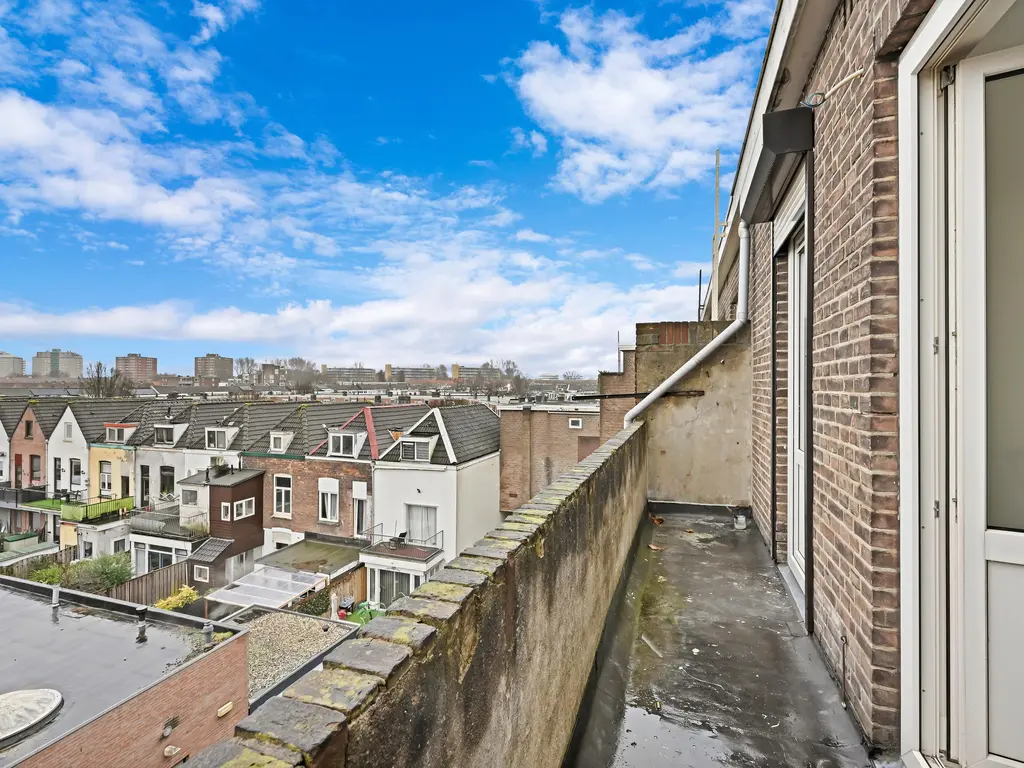 Willemskade 213 1, SCHIEDAM