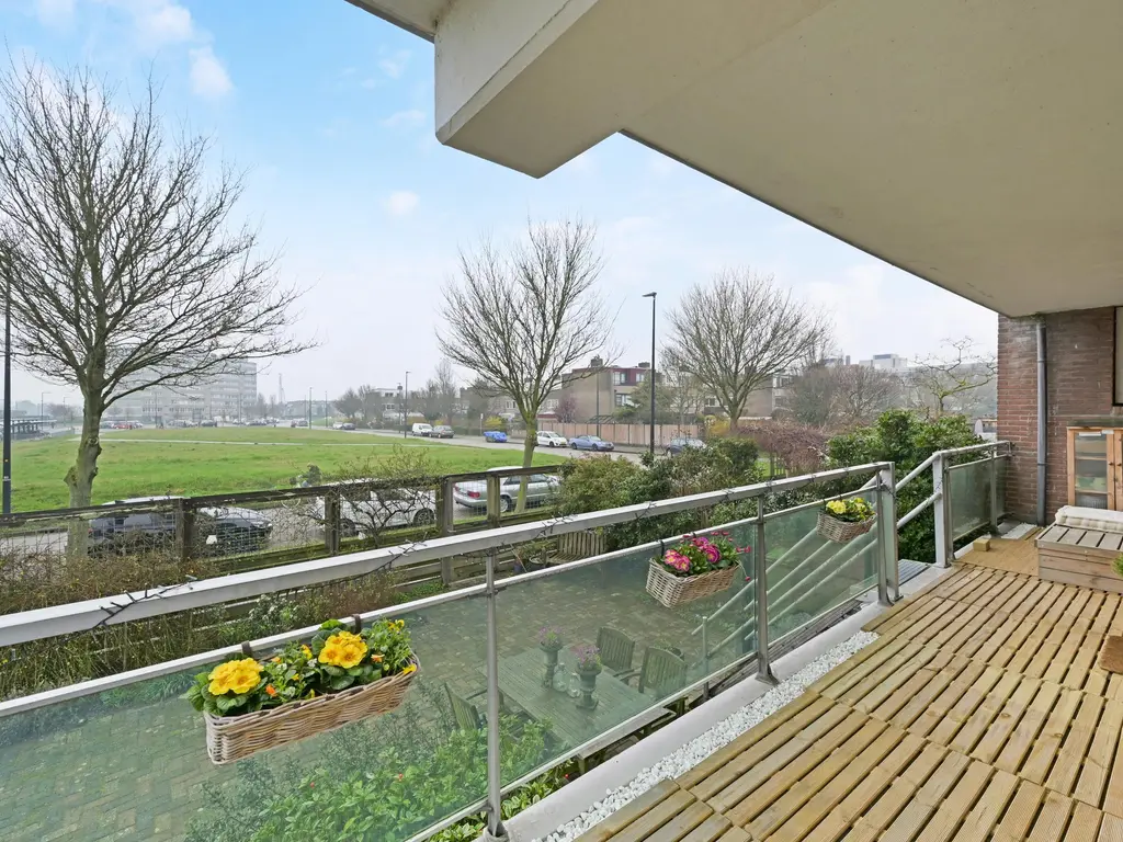 Hoeker 13, MAASSLUIS