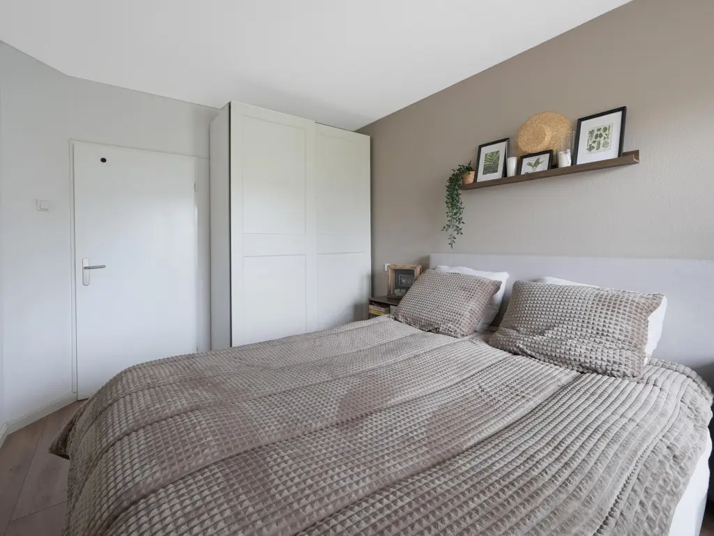 Hoeker 13, MAASSLUIS