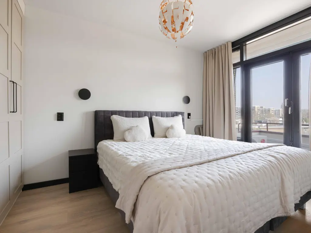 Jacoba van Beierenstraat 94, VLAARDINGEN