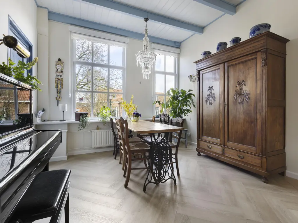 Zuiddijk 42, MAASSLUIS