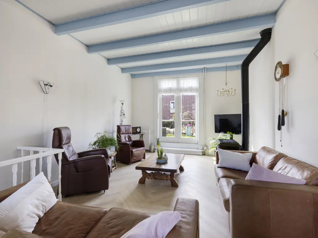 Zuiddijk 42, MAASSLUIS