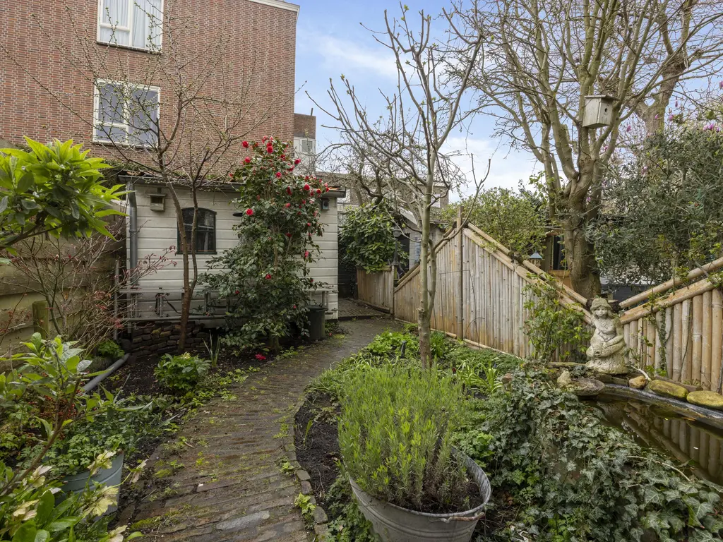 Zuiddijk 42, MAASSLUIS