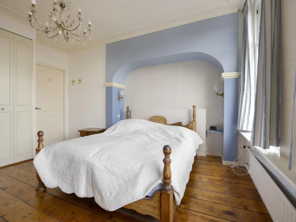 Zuiddijk 42, MAASSLUIS