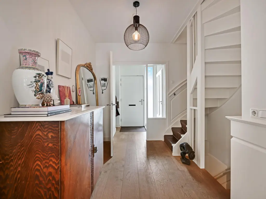 Kluishof 26, MAASLAND