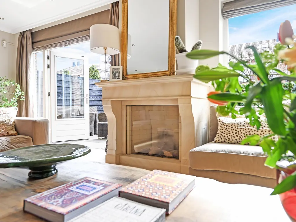 Kluishof 26, MAASLAND