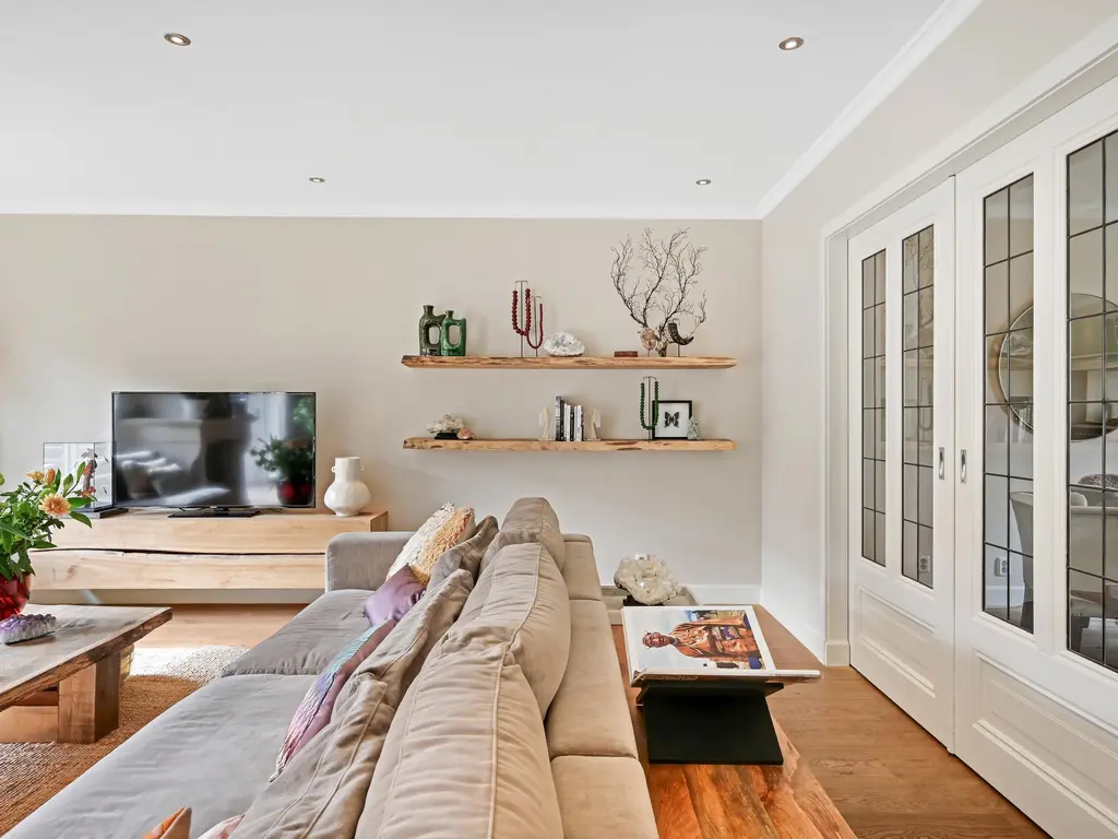 Kluishof 26, MAASLAND