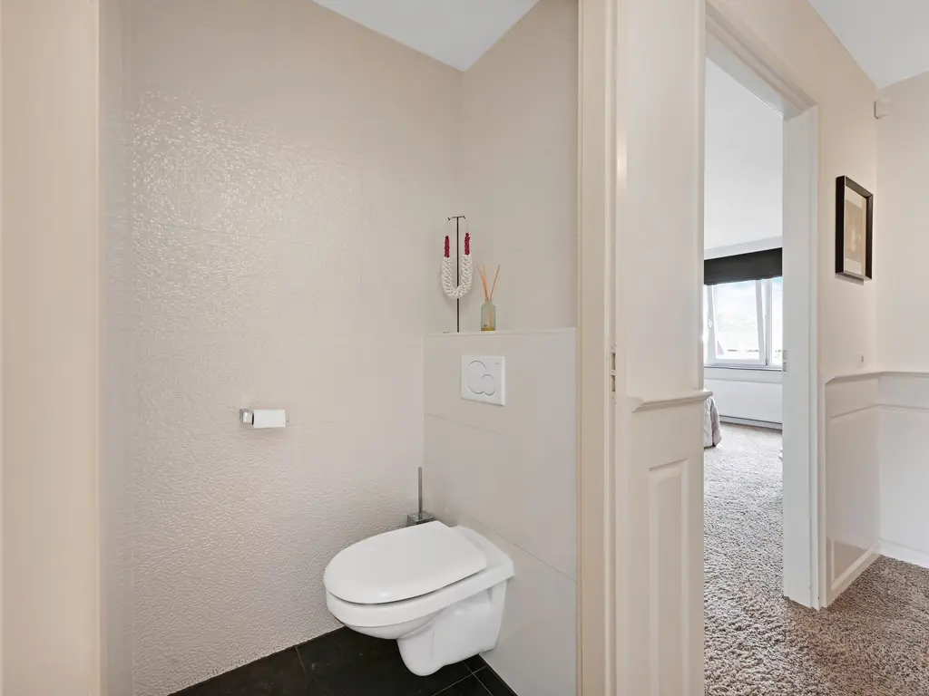 Kluishof 26, MAASLAND