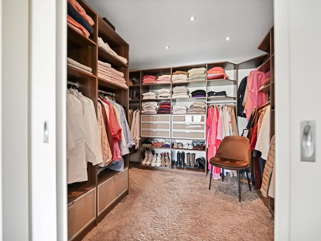 Kluishof 26, MAASLAND