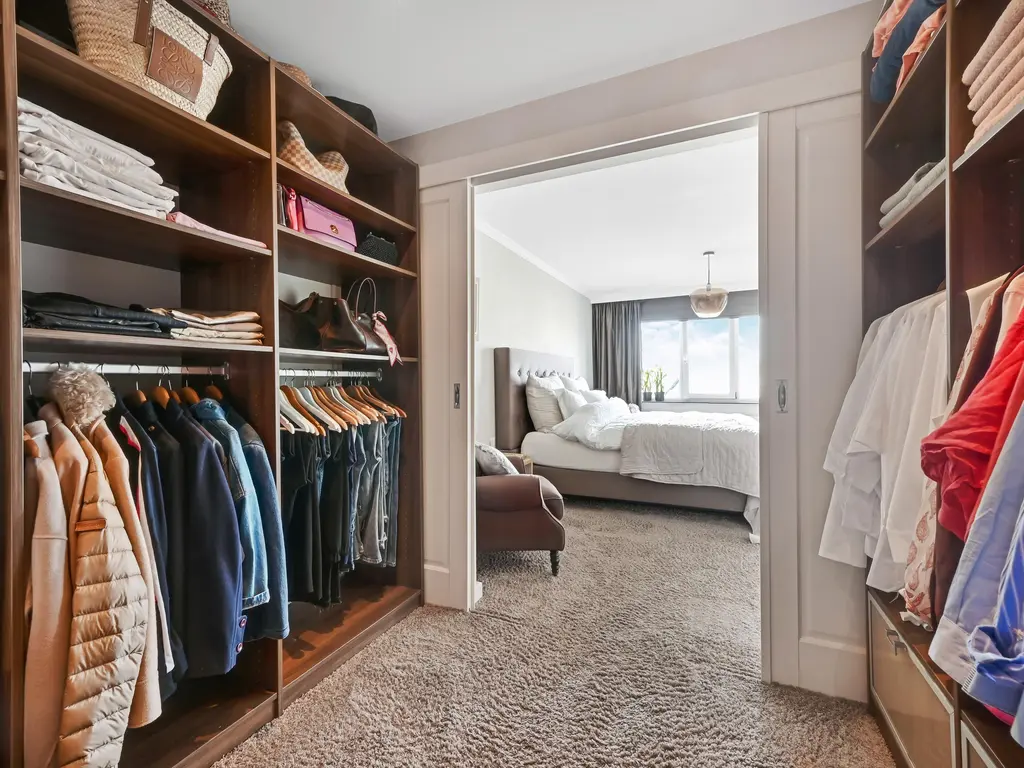 Kluishof 26, MAASLAND