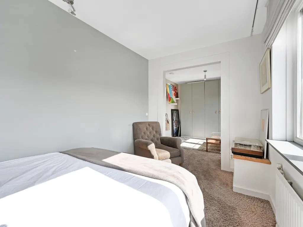 Kluishof 26, MAASLAND