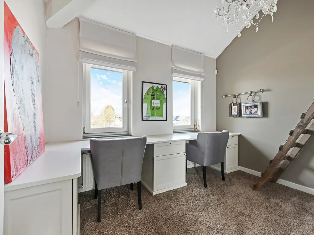 Kluishof 26, MAASLAND