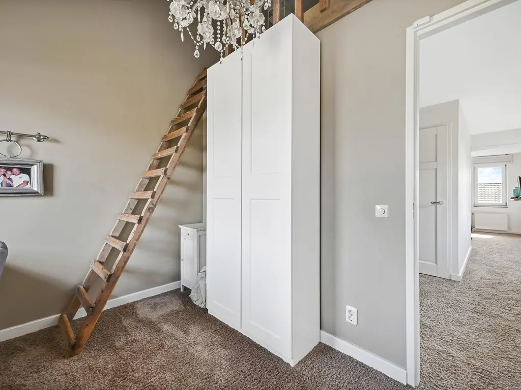 Kluishof 26, MAASLAND