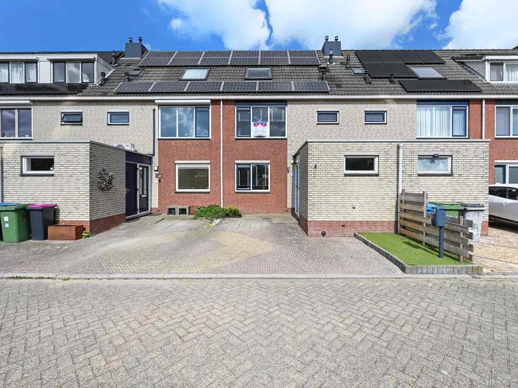 Hondsdraf 49, MAASLAND