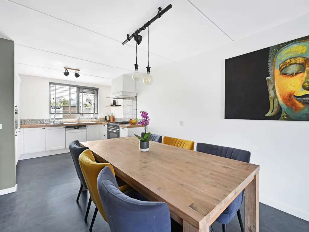 Hondsdraf 49, MAASLAND