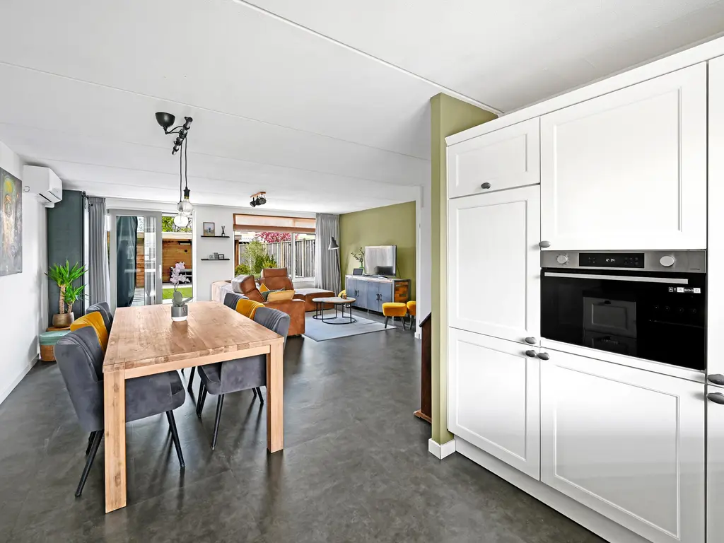 Hondsdraf 49, MAASLAND