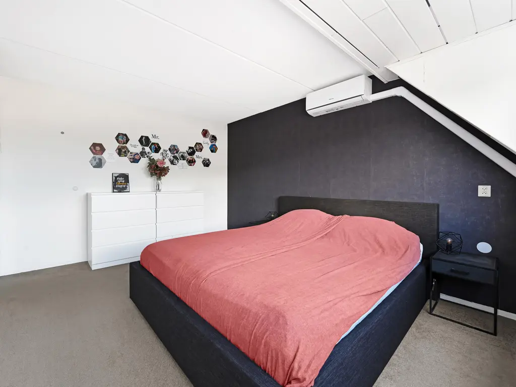 Hondsdraf 49, MAASLAND