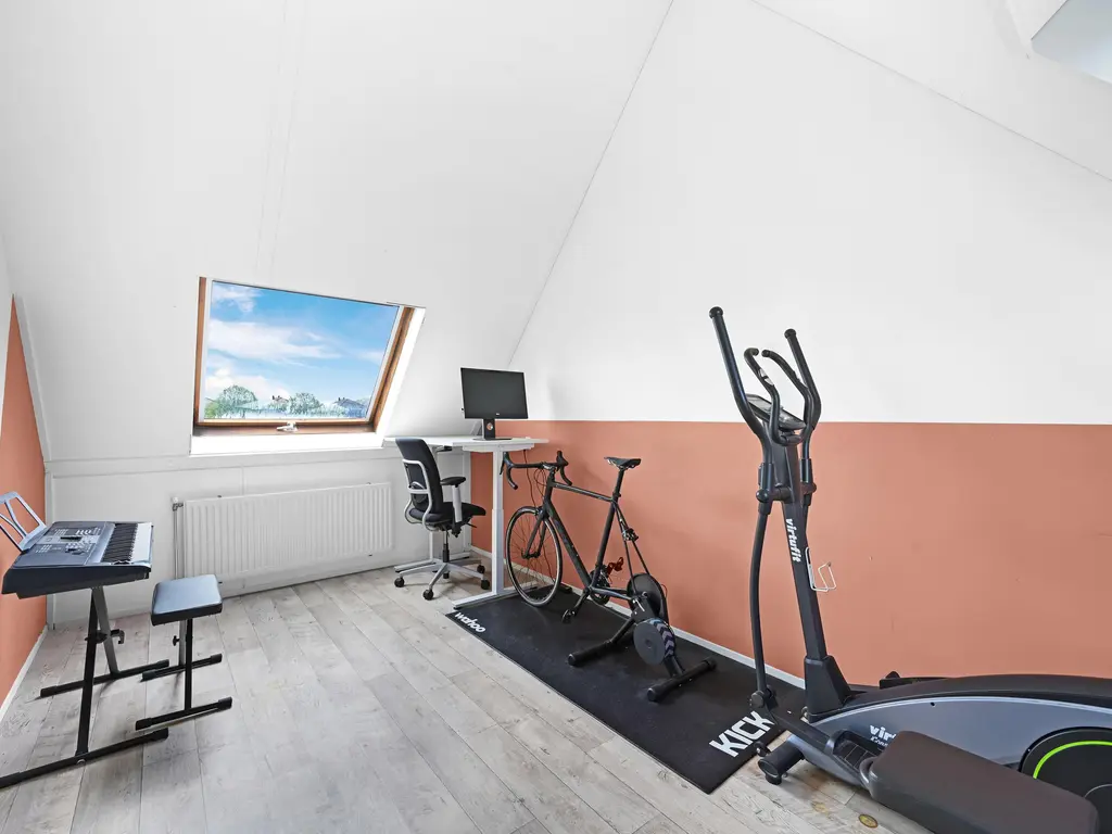 Hondsdraf 49, MAASLAND