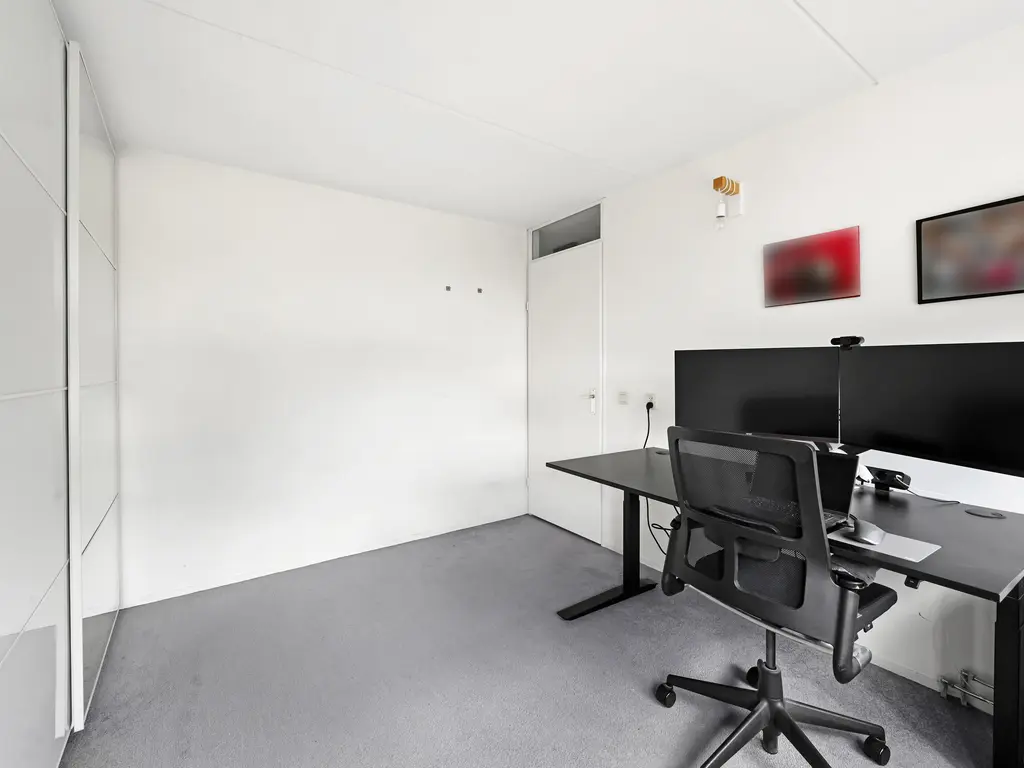 Hondsdraf 49, MAASLAND