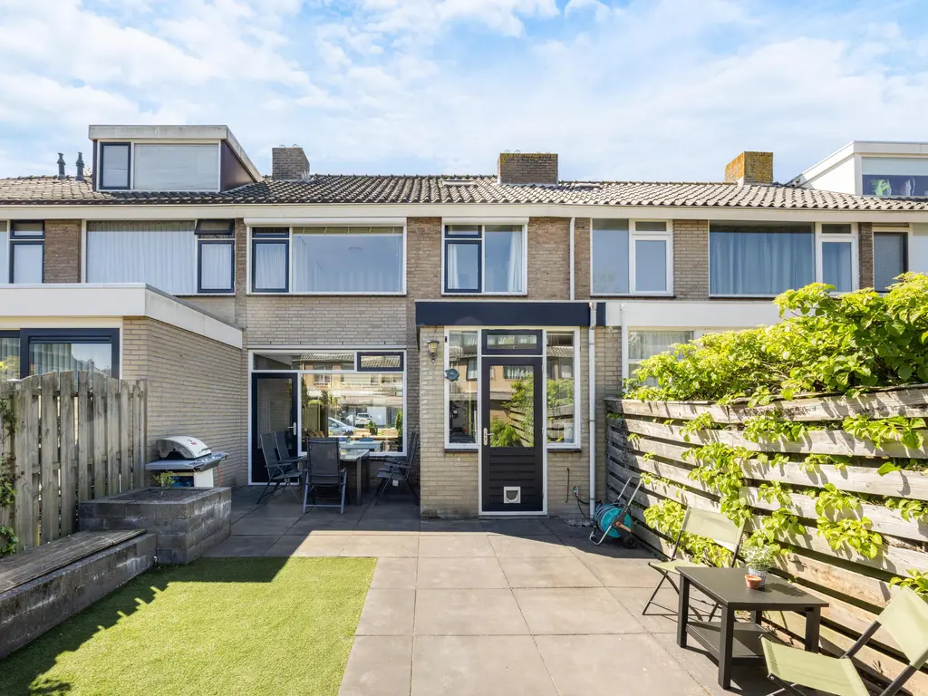 Hobbemastraat 4, MAASSLUIS