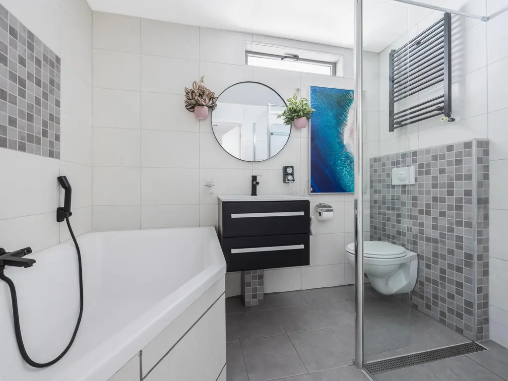Hobbemastraat 4, MAASSLUIS