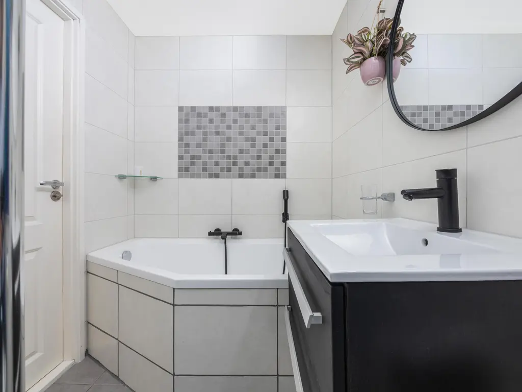 Hobbemastraat 4, MAASSLUIS