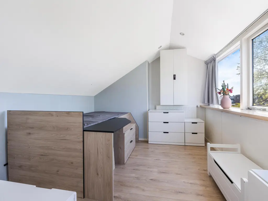 Hobbemastraat 4, MAASSLUIS