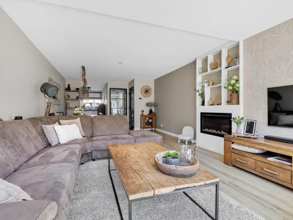 Henriëtte Bosmanslaan 12, MAASSLUIS