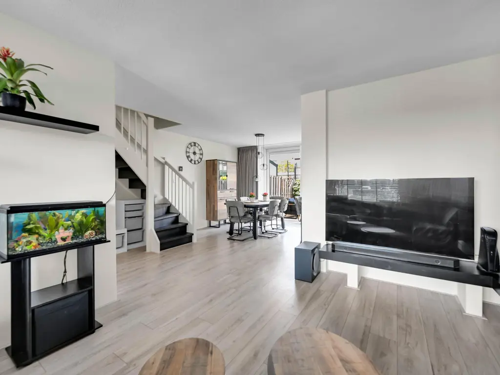 Uiverlaan 46, MAASSLUIS