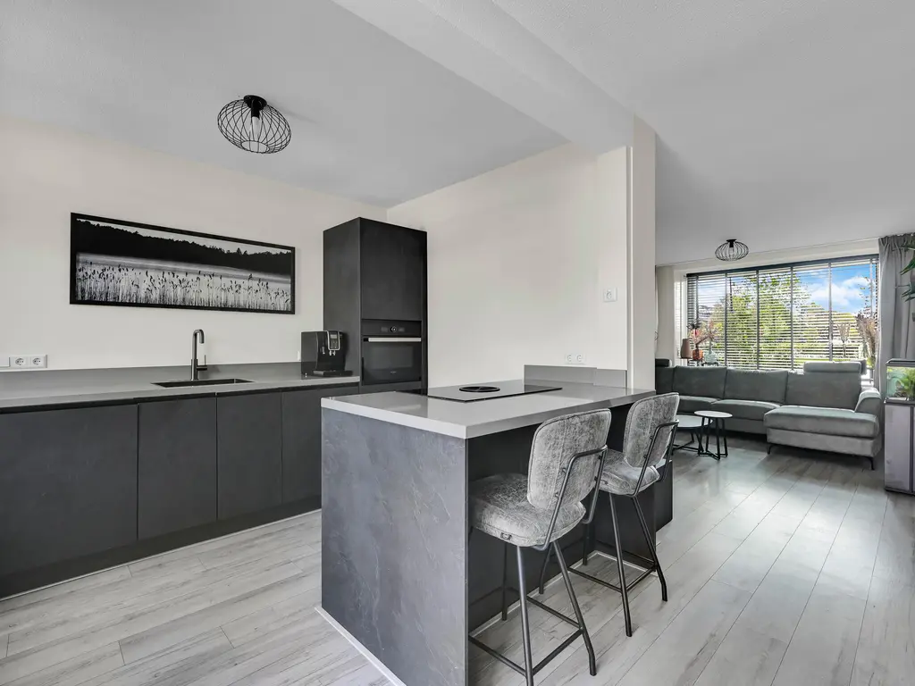 Uiverlaan 46, MAASSLUIS