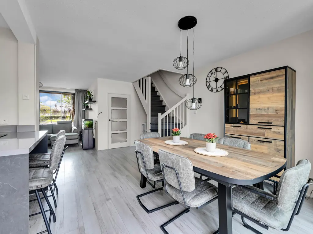 Uiverlaan 46, MAASSLUIS