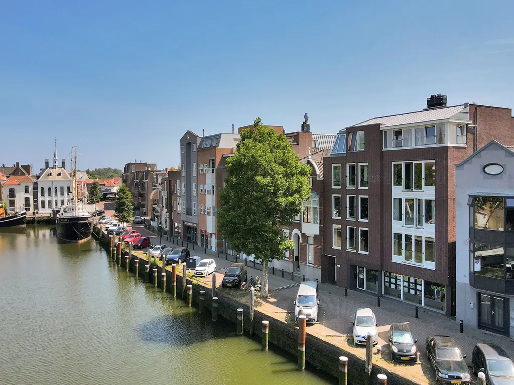 Haven 18RD, MAASSLUIS